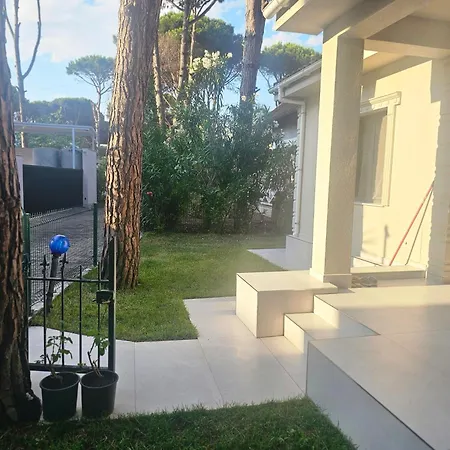 Vacation In A Quiet Near The Villa